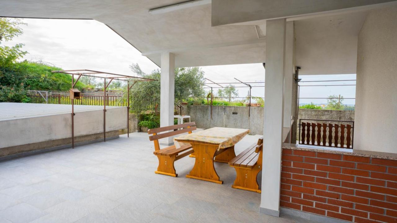 Apartma Tri Oljke Dobrovo Exterior photo